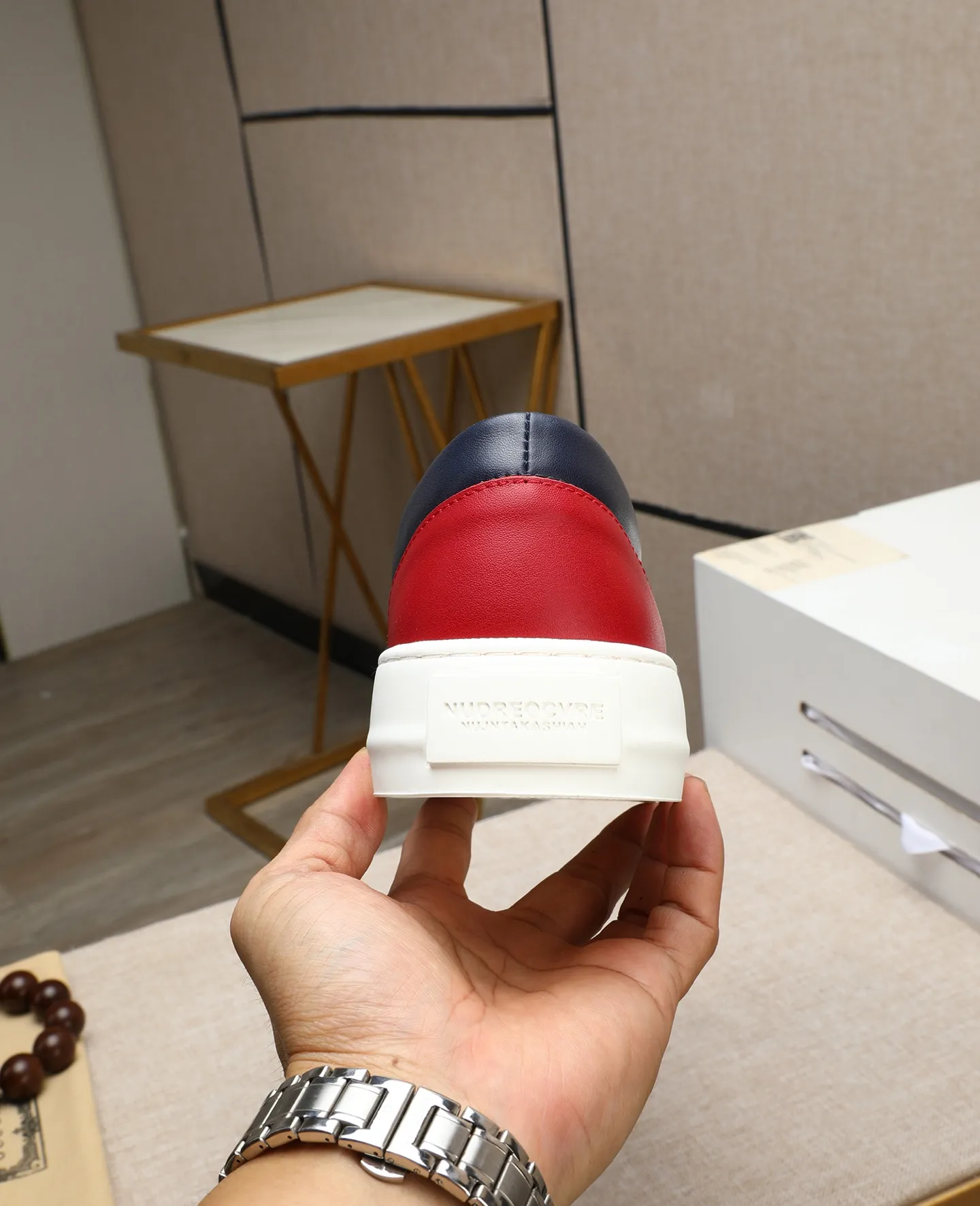 Men's men's shoes 💰440 GUCCI🔍🔍The latest model is on sale at the same time at the counter. Original calfskin imported from Italy, genuine leather lining, (high-end, noble, and classy) with exquisite workmanship. Sole: Original sole provided by the original factory, ⚠Exclusive double-layer movable molded sole super comfortable⚠, real shot 🎬The real thing is better🔍🔍"High quality·Follow the order" Code number 38-44